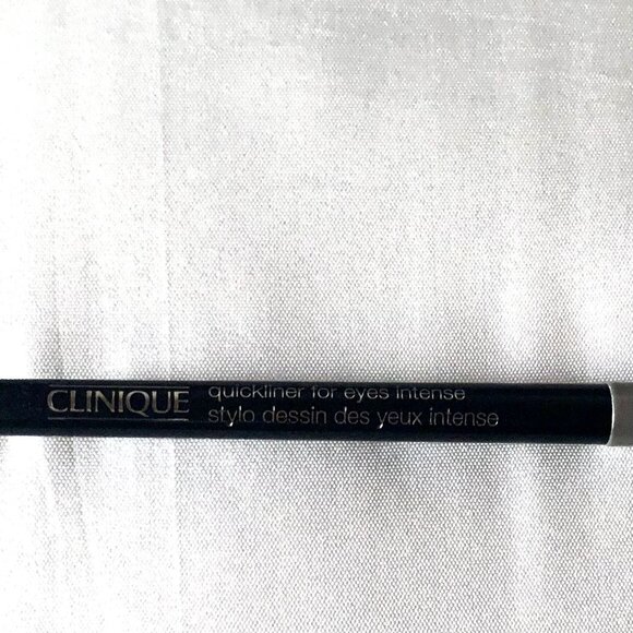CLINIQUE Eyeliner Pencil ~ Quickliner For Eyes Intense ~ Black - Picture 2 of 2